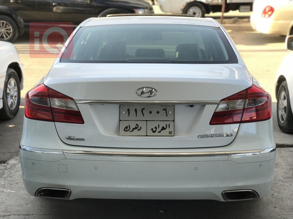 هيونداي جنسس